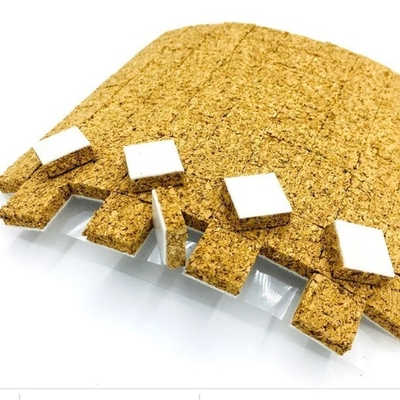 Pad de cortiça superior e estofado para janela em design moderno marrom